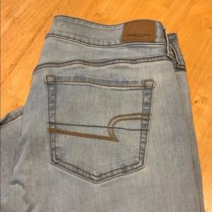 Women’s American Eagle jeans